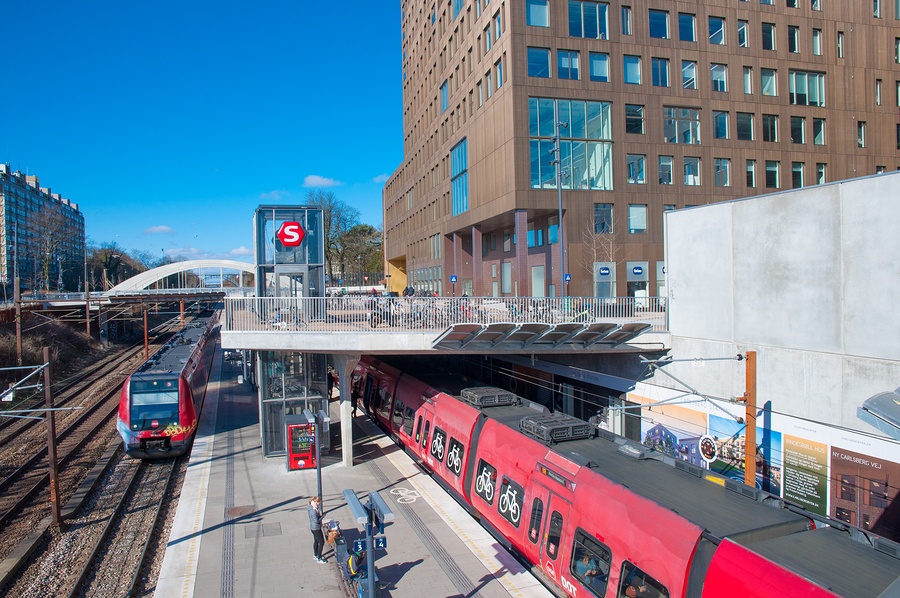 DISC Travels: Planes, Trains, and Automo...